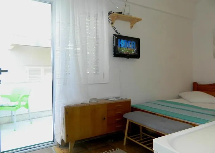 Ria 2 Apartman *