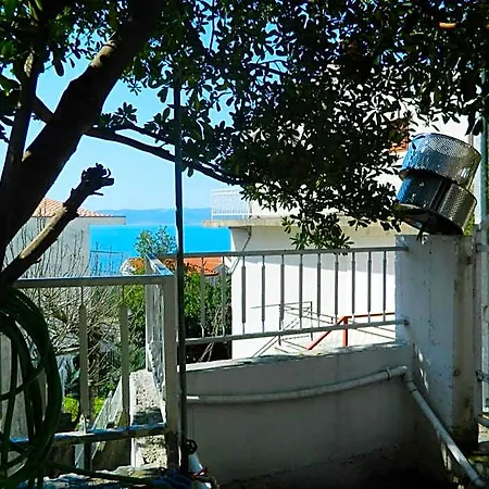 Ria 2 * Baška Voda